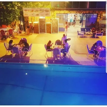 Hotel Alis